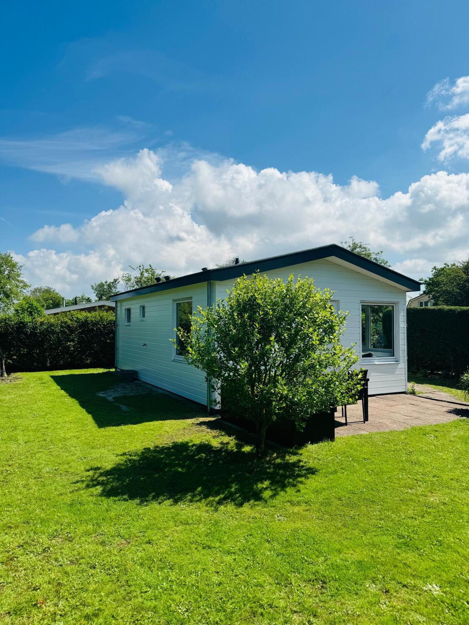 Familie Vakantiehuis - Zonneweelde ノールトウェイク エクステリア 写真